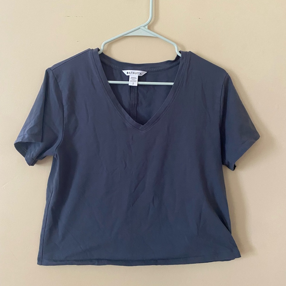 Athleta Charcoal Short Sleeve V-Neck Tee